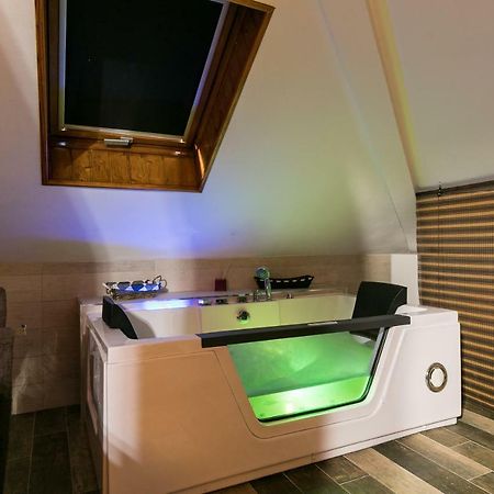 Apartamentos Turisticos Turisトレド エクステリア 写真