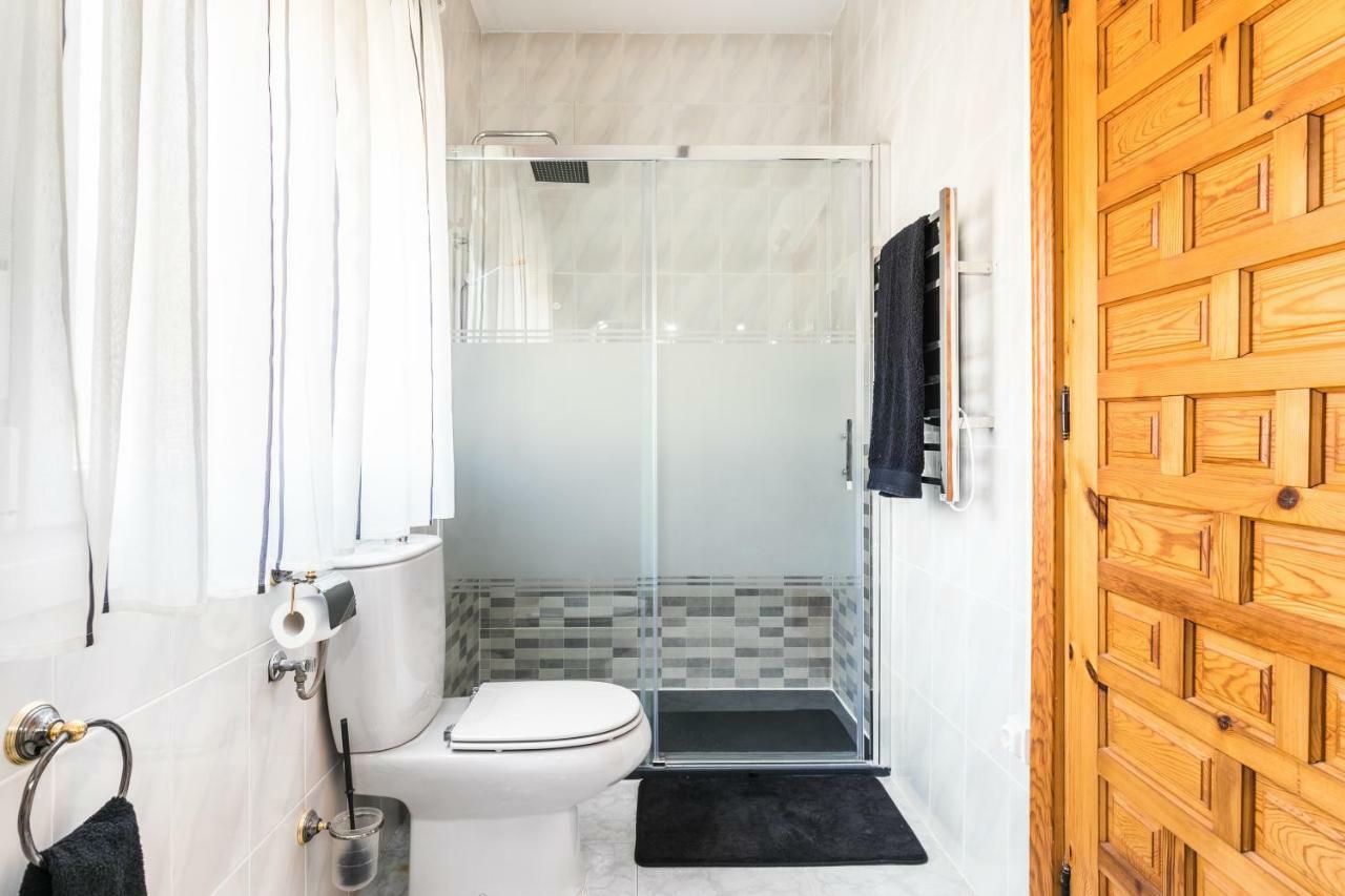 Apartamentos Turisticos Turisトレド 部屋 写真